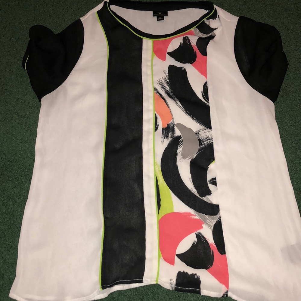 Short sleeve shirt